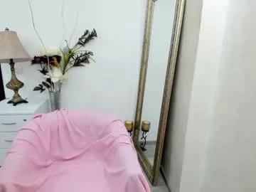 Girls: discover live performances with matured cam models, from teasing to fixations, in a variety of stunning live sex cams.