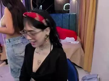 Girls: discover live performances with matured cam models, from teasing to fixations, in a variety of stunning live sex cams.