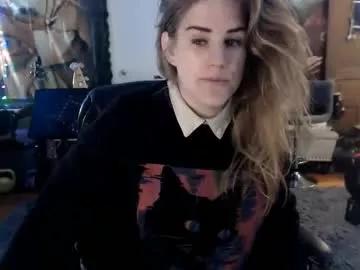Girls: discover live performances with matured cam models, from teasing to fixations, in a variety of stunning live sex cams.