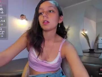 Girls: discover live performances with matured cam models, from teasing to fixations, in a variety of stunning live sex cams.
