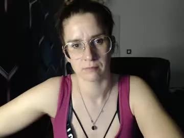 kayalips from Chaturbate