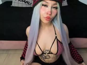 Girls: discover live performances with matured cam models, from teasing to fixations, in a variety of stunning live sex cams.