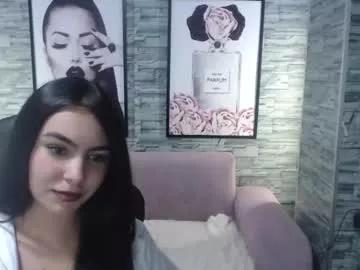 Girls: discover live performances with matured cam models, from teasing to fixations, in a variety of stunning live sex cams.