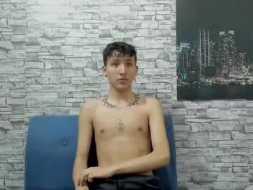 Girls: discover live performances with matured cam models, from teasing to fixations, in a variety of stunning live sex cams.