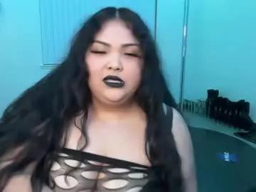 Girls: discover live performances with matured cam models, from teasing to fixations, in a variety of stunning live sex cams.