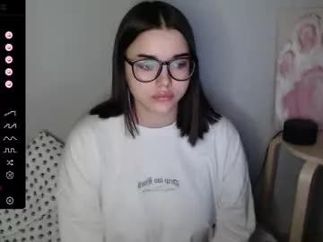 kikamanne from Chaturbate