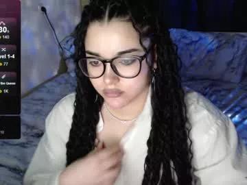Girls: discover live performances with matured cam models, from teasing to fixations, in a variety of stunning live sex cams.