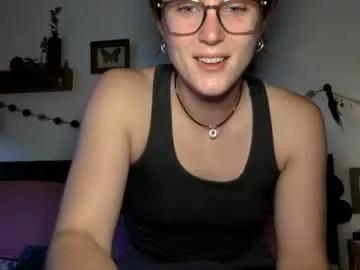 Girls: discover live performances with matured cam models, from teasing to fixations, in a variety of stunning live sex cams.