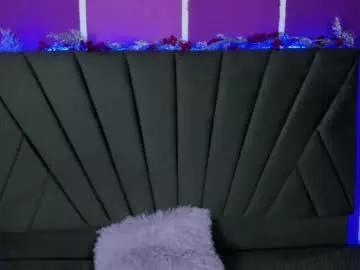 Girls: discover live performances with matured cam models, from teasing to fixations, in a variety of stunning live sex cams.