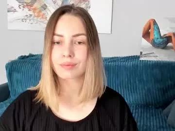 Girls: discover live performances with matured cam models, from teasing to fixations, in a variety of stunning live sex cams.