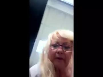 kinkycouple4you69 from Chaturbate