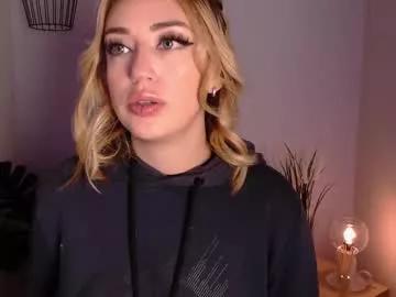 kinkydoll_ from Chaturbate