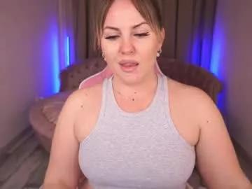 Girls: discover live performances with matured cam models, from teasing to fixations, in a variety of stunning live sex cams.