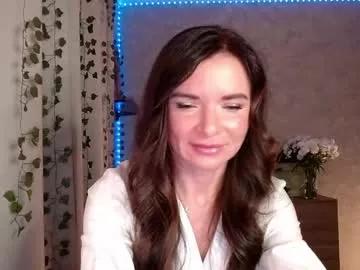 Girls: discover live performances with matured cam models, from teasing to fixations, in a variety of stunning live sex cams.