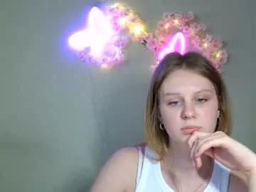 Girls: discover live performances with matured cam models, from teasing to fixations, in a variety of stunning live sex cams.