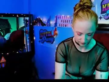 Girls: discover live performances with matured cam models, from teasing to fixations, in a variety of stunning live sex cams.