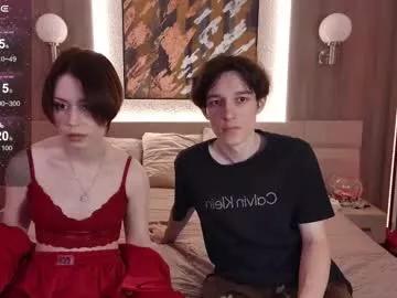 Girls: discover live performances with matured cam models, from teasing to fixations, in a variety of stunning live sex cams.