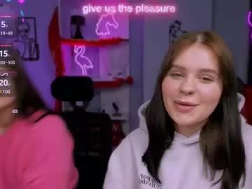 kitty_kris_ from Chaturbate