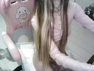 Girls: discover live performances with matured cam models, from teasing to fixations, in a variety of stunning live sex cams.