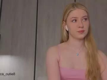 Girls: discover live performances with matured cam models, from teasing to fixations, in a variety of stunning live sex cams.