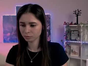 Girls: discover live performances with matured cam models, from teasing to fixations, in a variety of stunning live sex cams.