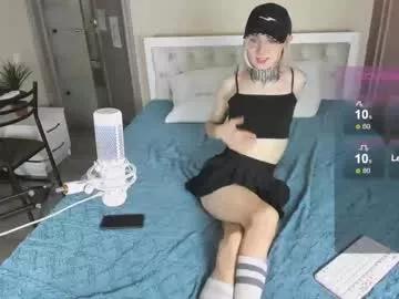 Girls: discover live performances with matured cam models, from teasing to fixations, in a variety of stunning live sex cams.