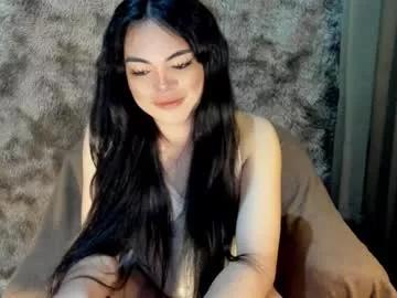 Girls: discover live performances with matured cam models, from teasing to fixations, in a variety of stunning live sex cams.