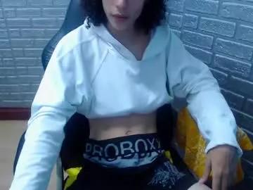 Girls: discover live performances with matured cam models, from teasing to fixations, in a variety of stunning live sex cams.