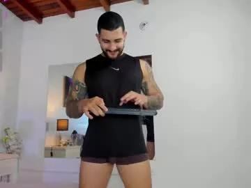 Girls: discover live performances with matured cam models, from teasing to fixations, in a variety of stunning live sex cams.