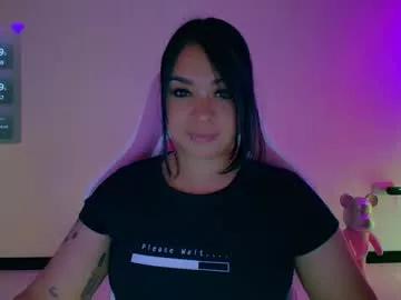 Girls: discover live performances with matured cam models, from teasing to fixations, in a variety of stunning live sex cams.