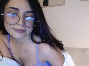 Girls: discover live performances with matured cam models, from teasing to fixations, in a variety of stunning live sex cams.