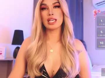 larah_fuchs26 from Chaturbate