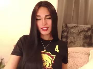 larah_fuchs26 from Chaturbate
