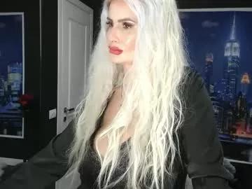 laras_moans from Chaturbate