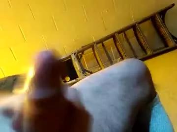 larry19711234 from Chaturbate
