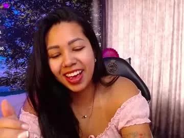 Girls: discover live performances with matured cam models, from teasing to fixations, in a variety of stunning live sex cams.