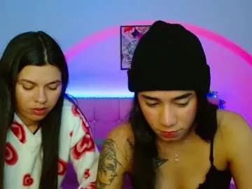 Girls: discover live performances with matured cam models, from teasing to fixations, in a variety of stunning live sex cams.