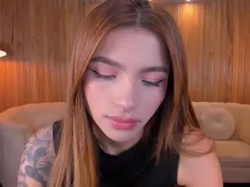 Girls: discover live performances with matured cam models, from teasing to fixations, in a variety of stunning live sex cams.