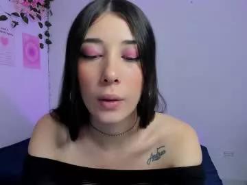 liaa_rosse1 from Chaturbate