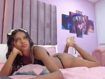 Girls: discover live performances with matured cam models, from teasing to fixations, in a variety of stunning live sex cams.