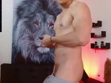 Girls: discover live performances with matured cam models, from teasing to fixations, in a variety of stunning live sex cams.