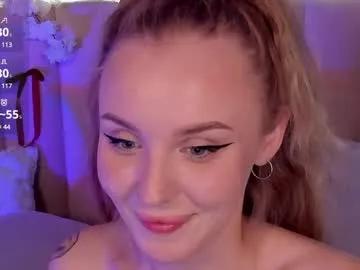 Girls: discover live performances with matured cam models, from teasing to fixations, in a variety of stunning live sex cams.