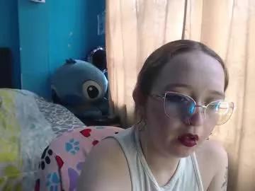 Girls: discover live performances with matured cam models, from teasing to fixations, in a variety of stunning live sex cams.