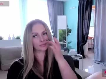 Girls: discover live performances with matured cam models, from teasing to fixations, in a variety of stunning live sex cams.