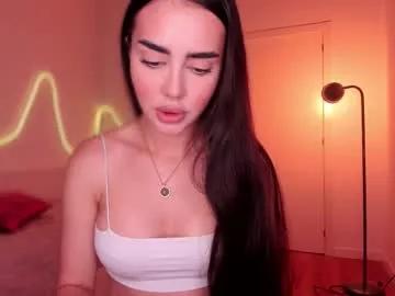 Girls: discover live performances with matured cam models, from teasing to fixations, in a variety of stunning live sex cams.