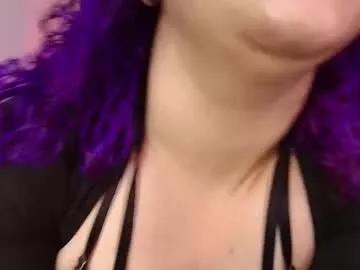 Girls: discover live performances with matured cam models, from teasing to fixations, in a variety of stunning live sex cams.