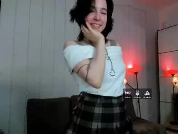 Girls: discover live performances with matured cam models, from teasing to fixations, in a variety of stunning live sex cams.