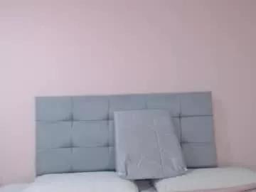 Girls: discover live performances with matured cam models, from teasing to fixations, in a variety of stunning live sex cams.