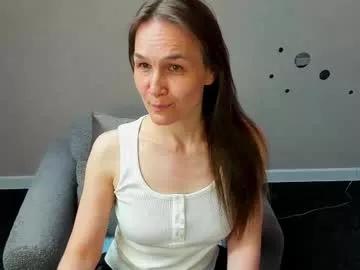 Girls: discover live performances with matured cam models, from teasing to fixations, in a variety of stunning live sex cams.