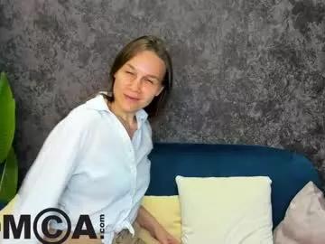 Girls: discover live performances with matured cam models, from teasing to fixations, in a variety of stunning live sex cams.